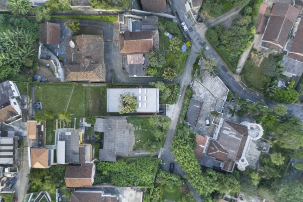 https://www.federicocairoli.com:443/files/gimgs/th-378_01_Casa Mulungu_Ronsenbusch - © Federico Cairoli (low).jpg