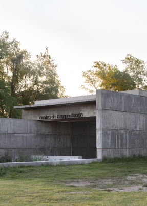 https://www.federicocairoli.com:443/files/gimgs/th-388_06_Centro de I.jpg